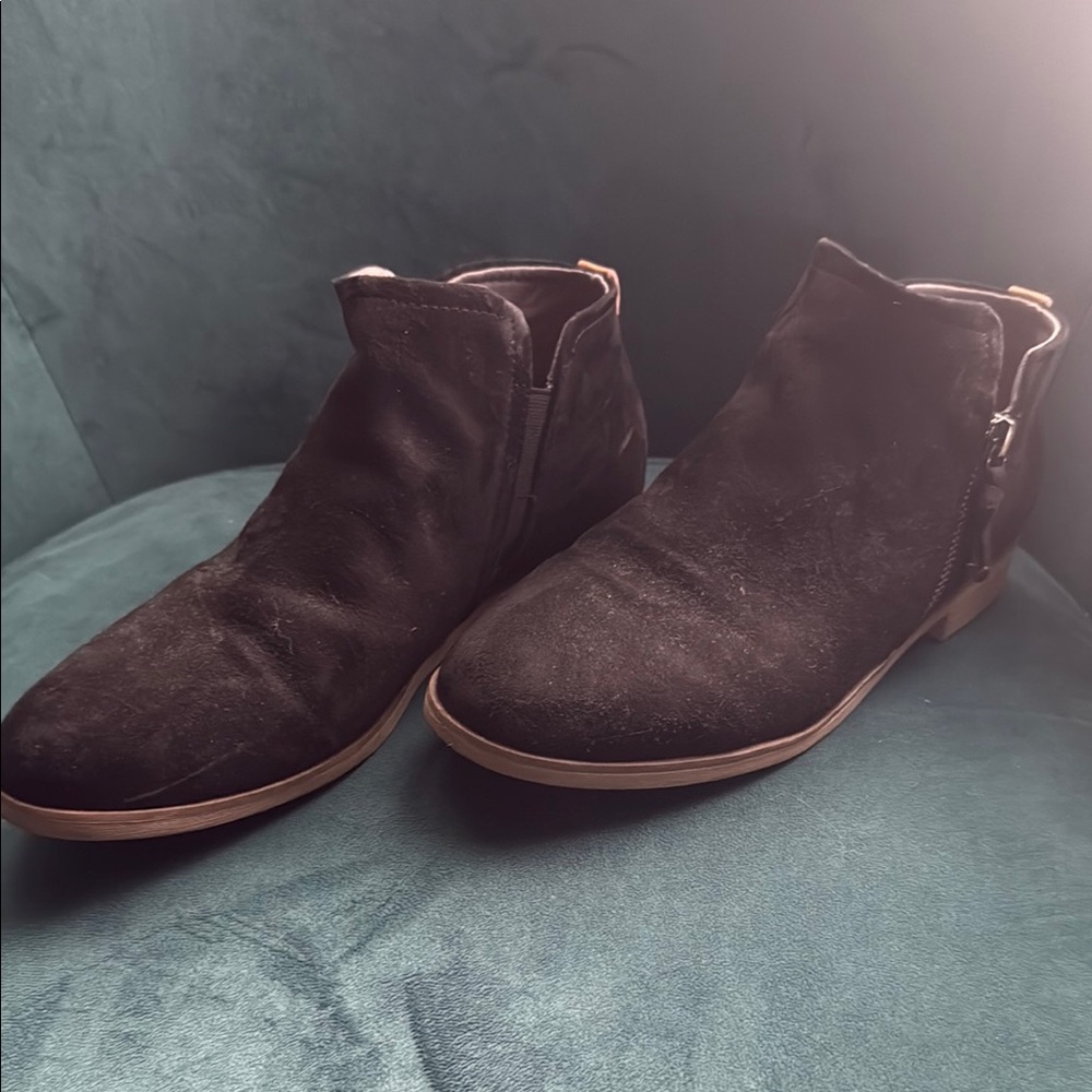 Dr. Scholl's Black Ankle Boots with Elastic Panels